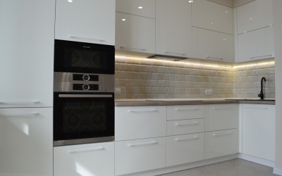 Белая кухня